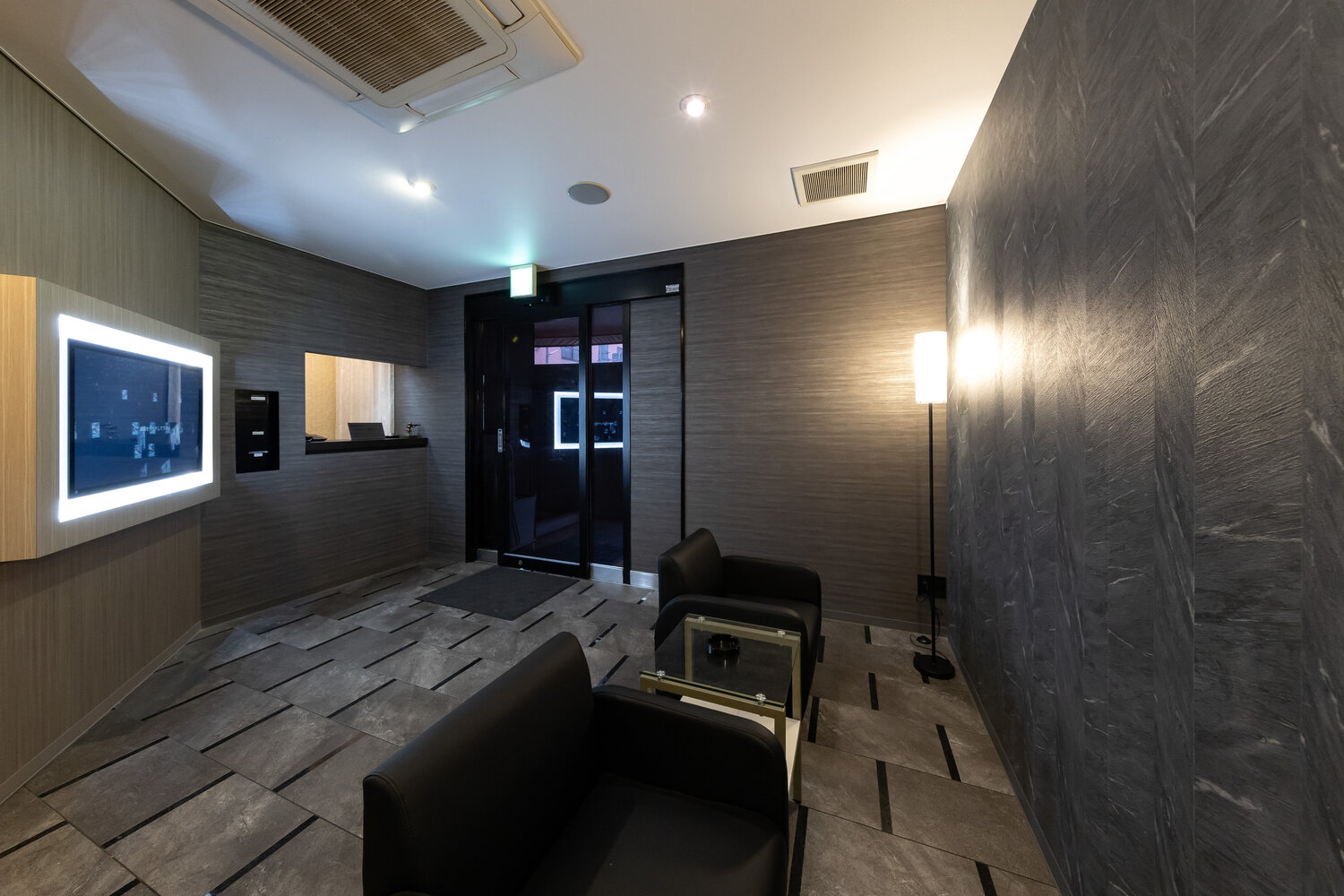 ホテルセブン内観